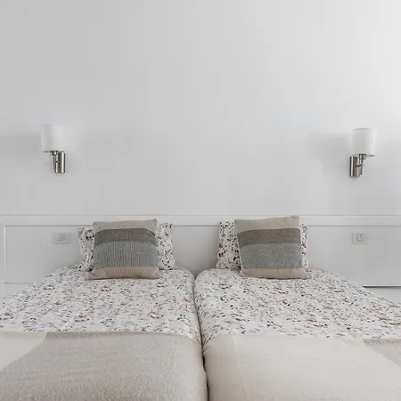 Home2book Gorgeous Oceanfront Mogan, Views Apartman